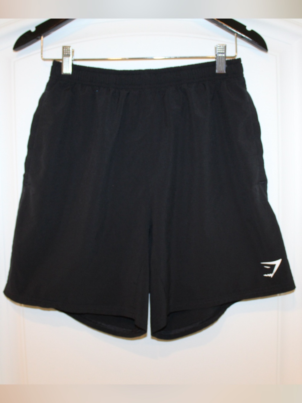 Gymshark shorts (men’s M)